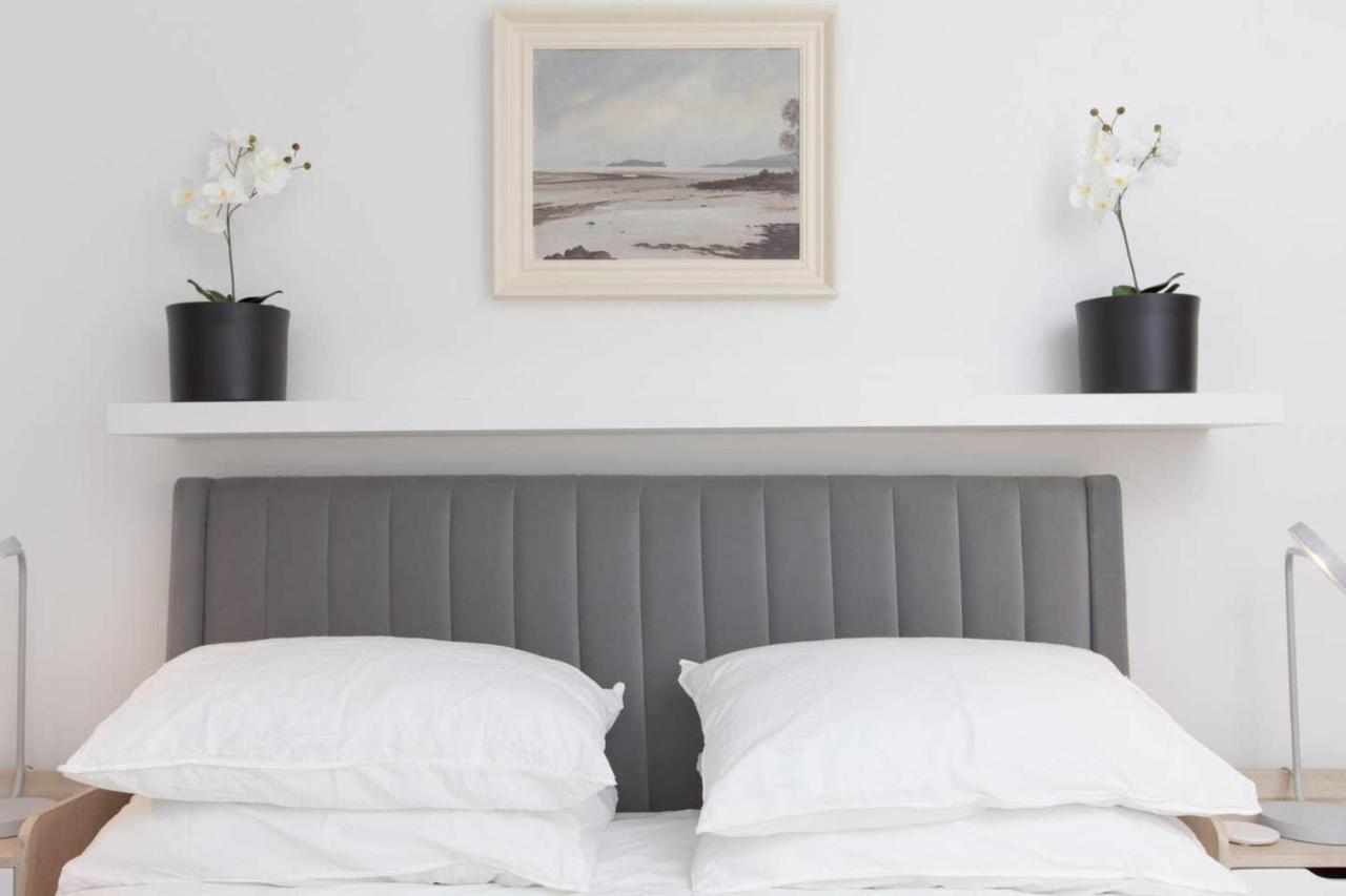 Guestready - Chic Flat In The Heart Of Edinburgh Apartman Kültér fotó