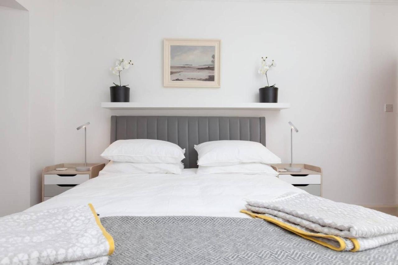 Guestready - Chic Flat In The Heart Of Edinburgh Apartman Kültér fotó