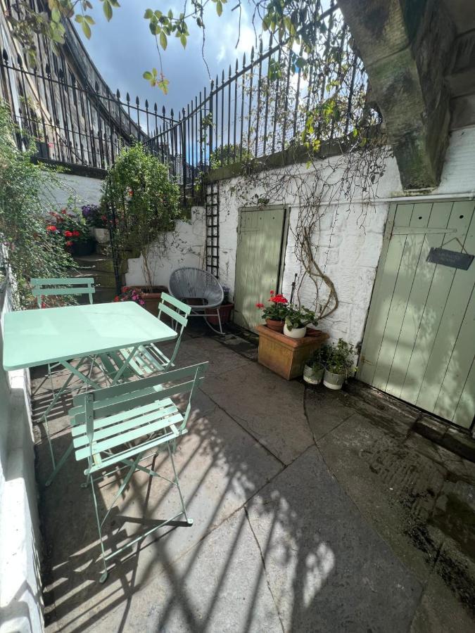 Guestready - Chic Flat In The Heart Of Edinburgh Apartman Kültér fotó